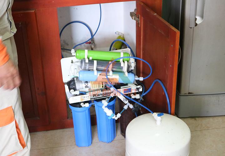 Lắp máy lọc nước kangaroo