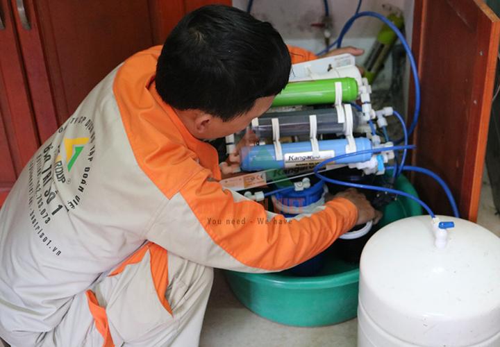 sửa máy lọc nước tại Long Biên