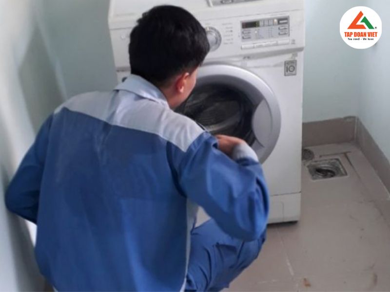Nguyên nhân và cách khắc phục máy giặt không vào điện 