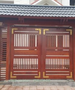 cong sat 2 canh gia go 1