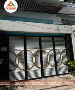 Alternative view of Cửa cổng 4 cánh gấp đẹp, sang trọng