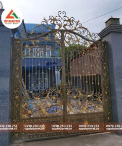 cua cong sat hop 2 canh dep 24