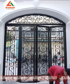 cua cong sat hop 4 canh dep 5