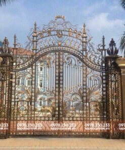 cua nhom duc nguyen khoi 2