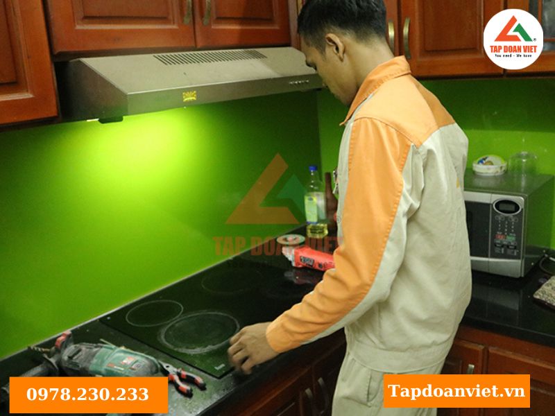 Dịch vụ sửa bếp từ lỗi E5 tại nhà Hà Nội của Tapdoanviet