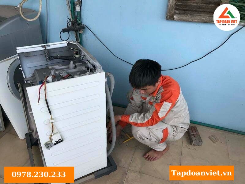 Dịch vụ sửa máy giặt LG báo lỗi CL tại nhà của Tập Đoàn Việt 