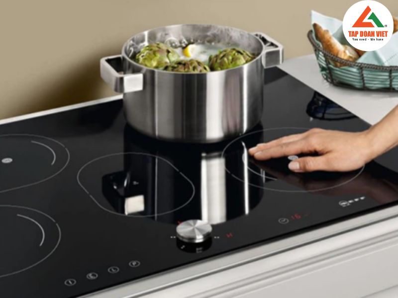 Lỗi E5 do nhiệt độ trên bề mặt bếp quá cao