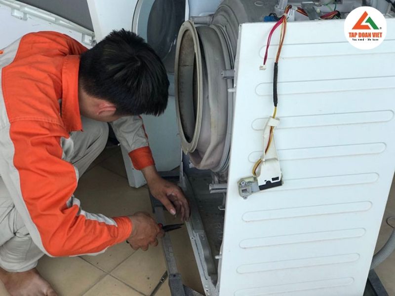 Lợi ích khi sử dụng dịch vụ sửa máy giặt gần đây của Tập Đoàn Việt 