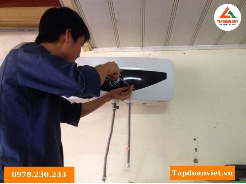 Dịch vụ vệ sinh bình nóng lạnh Sunhouse của Tapdoanviet