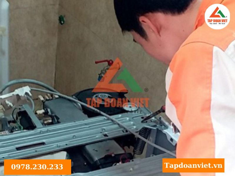 Trung tâm sửa lỗi E23 máy giặt Electrolux tại Hà Nội của Tập Đoàn Việt 