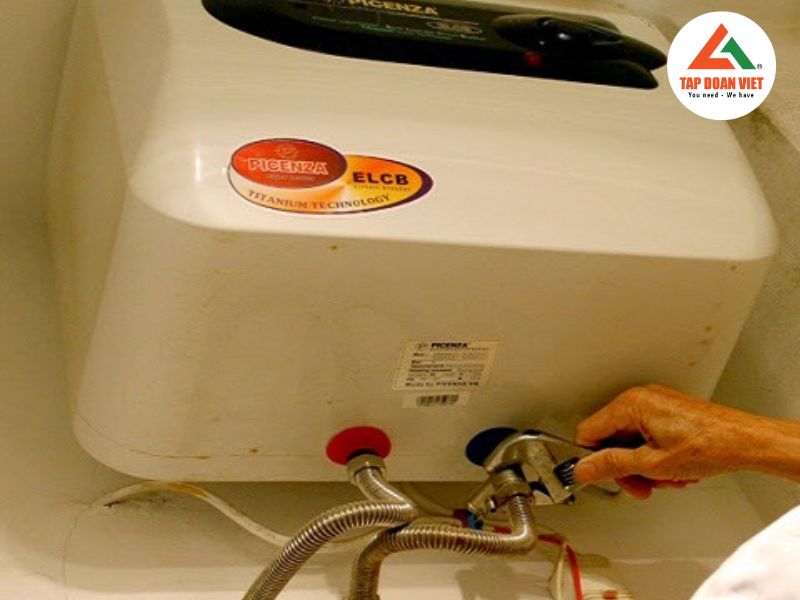 Sửa bình nóng lạnh tại Hoàn Kiếm giá rẻ