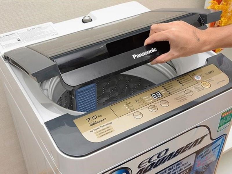 Do cửa máy giặt Panasonic chưa đóng kín
